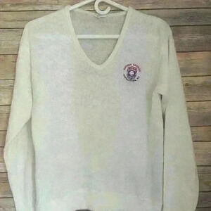 Cooperstown Hall of Fame V Neck sweater Small